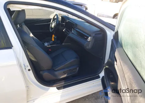 2025 Toyota Camry Xse from USA, damaged, VIN 4T1DAACK3SU030747